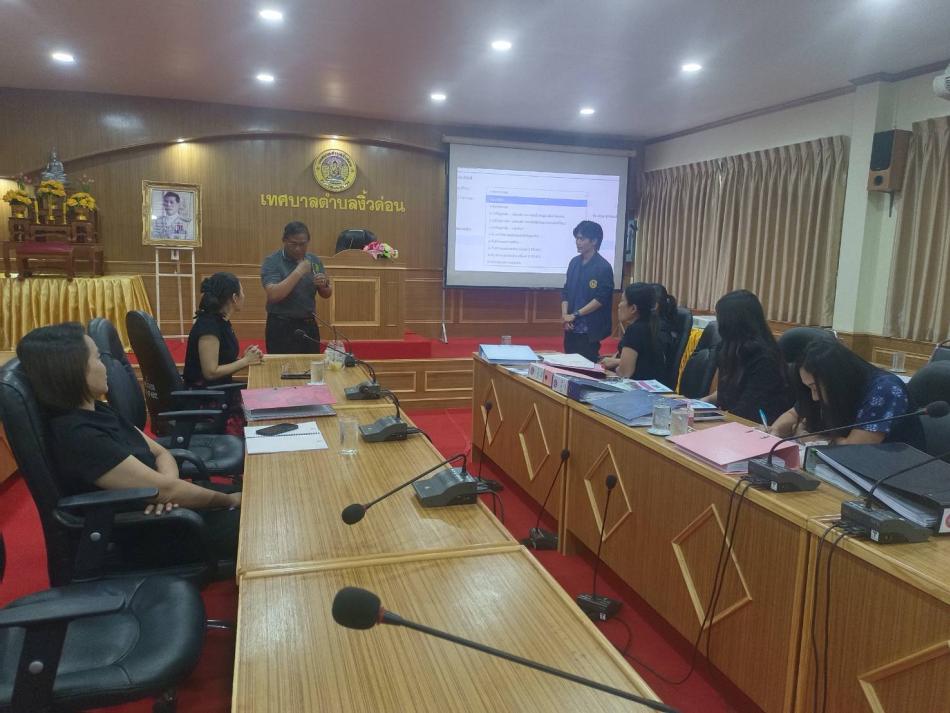  เทศบาลตำบลงิ้วด่อนและคณะกรรมการตรวจรับงานจ้าง โครงการจ้างเหมาปรับปรุงแผนที่ภาษีและทะเบียนทรัพย์สิน งานจัดเก็บรายได้เทศบาลตำบลงิ้วด่อน ร่วมตรวจรับงาน จ้าง  ณ ห้องประชุม ชั้น 3 เทศบาลตำบลงิ้วด่อน