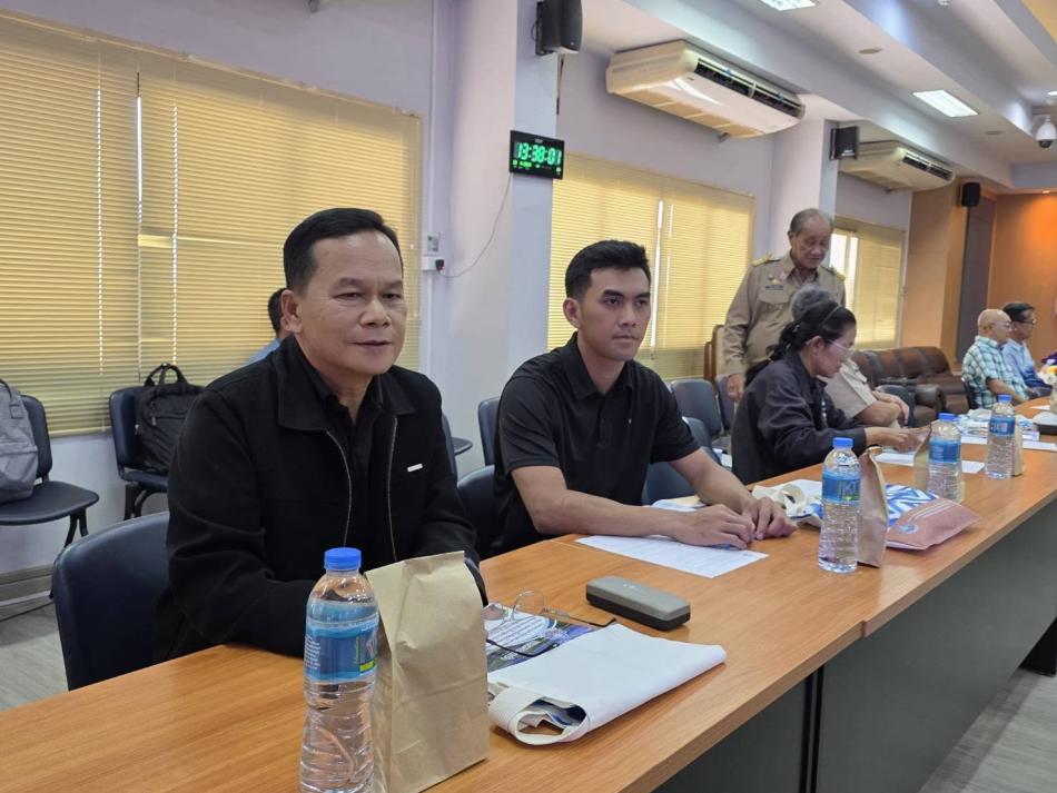 นายถนอม​ สม​ผล​ นายก​เทศมนตรี​ตำบลงิ้วด่อนมอบหมายให้พันตรีระเวียง​ ฤทธิธรรม​ รองนายกเทศมนตรี​พร้อมด้วยนายนลธวัช  มูลพรม​ วิศวกรปฎิบัติงานเข้าร่วมประชุมโครงการศึกษาค่าใช้จ่าย และศึกษาความเหมาะสม...