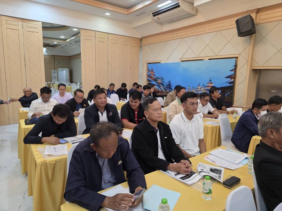 พันเตรีระเวียง  ฤทธิธรรม  รองนายกเทศมนตรีตำบลงิ้วด่อน  พร้อมด้วยนายนลธวัช  มูลพรม วิศวกรปฎิบัติการ เข้าร่วมประชุมเชิงปฎิบัติการ โครงการประชุมเชิงปฎิบัติการเพื่อขับเคลื่อนการดำเนินงานในระดับลุ่มน้ำตามหน้าที่และอำนาจ ตามพระราชบัญญัติทรัพยากรน้ำ พ.ศ.2561 ในการขับเคลื่อนแผนน้ำสะอาดเพื่อการอุปโภคและบริโภค พื้นที่ลุ่มน้ำโขงตะวันออกเฉียงเหนือ