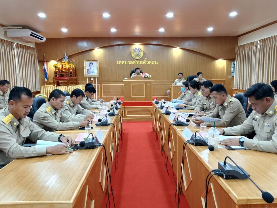นายเรืองยศ  ผาจันยอ ประธานสภาเทศบาลตำบลงิ้วด่อน เปิดประชุมสภาสมัยสามัญ สมัยที่ 4 ประจำปี พ.ศ.2568  โดยมีนายถนอม  สมผล  นายกเทศมนตรีตำบลงิ้วด่อน  คณะผู้บริหารฯ  สมาชิกสภาเทศบาล เข้าร่วมประชุม  ณ ห้องประชุมสภาเทศบาลตำบลงิ้วด่อน ชั้น 3